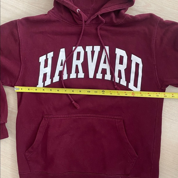 🎓 Harvard Maroon Sweater - Small - Picture 7 of 9